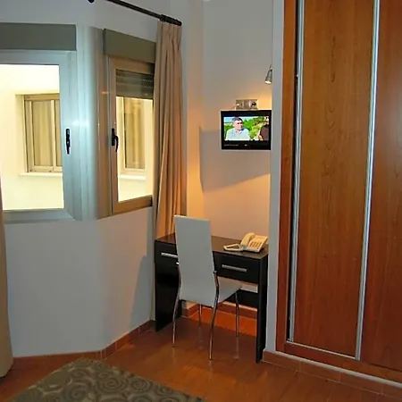 Ξενοδοχείο Hotel Almoradi 3*