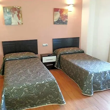Hotel Almoradi Ξενοδοχείο