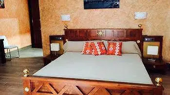 Hotel Almoradi 호텔